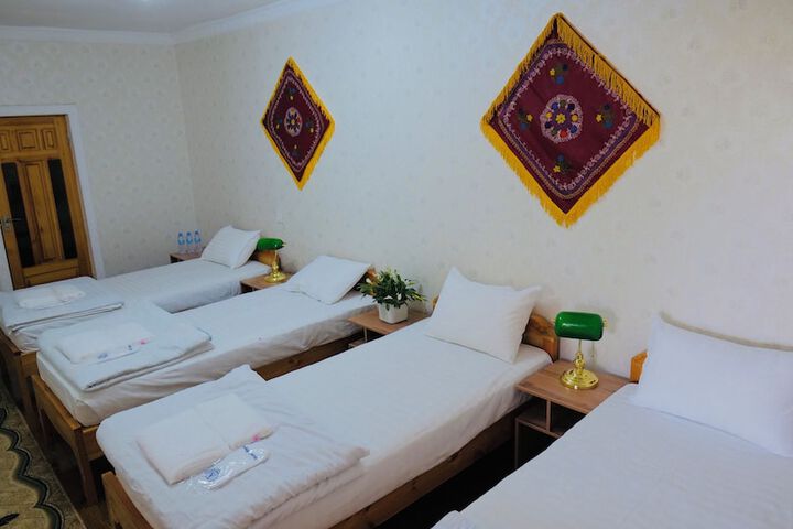 Room 12 of 30