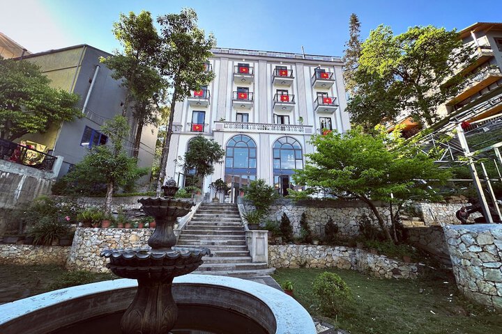 Hotel 48 of 52