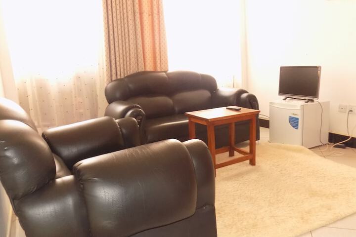 Room 14 of 25