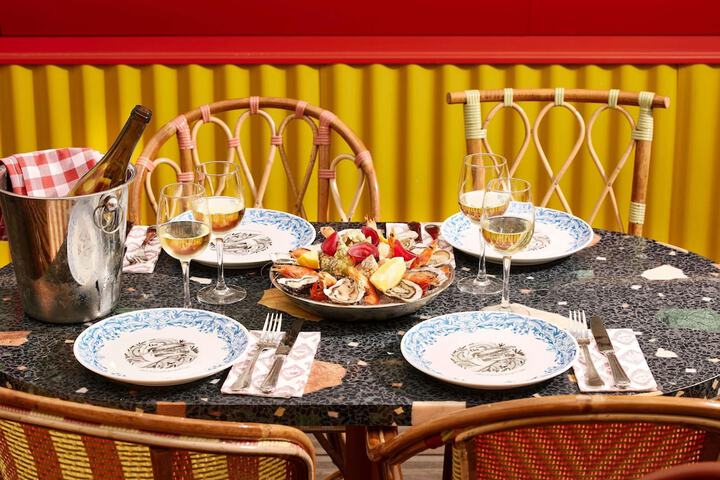 Dining 151 of 225