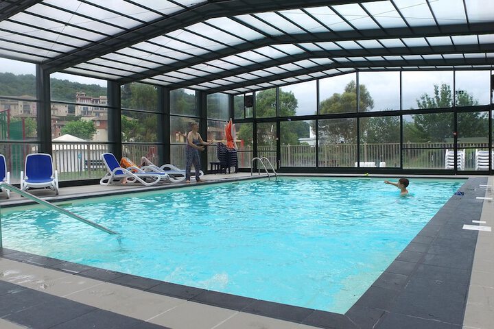Pools & Facilities