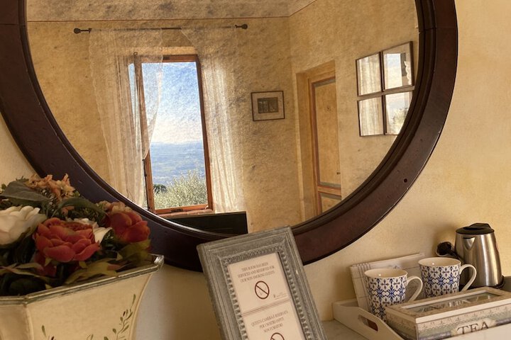 Room 15 of 42