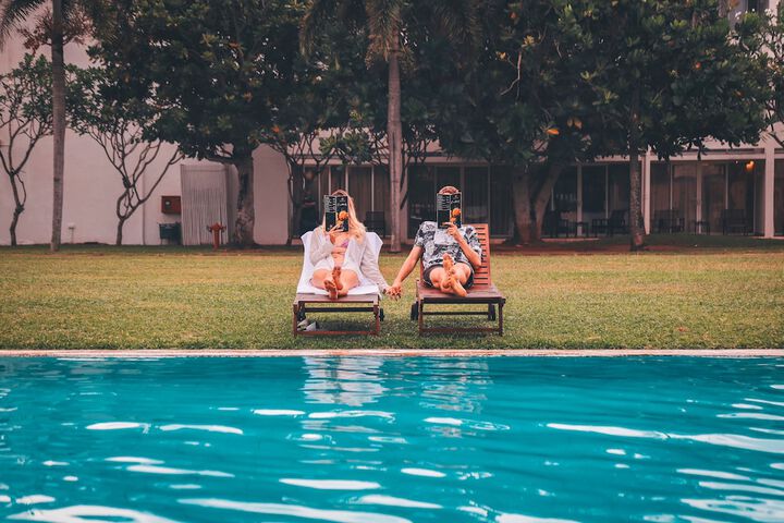 Pool 72 of 162