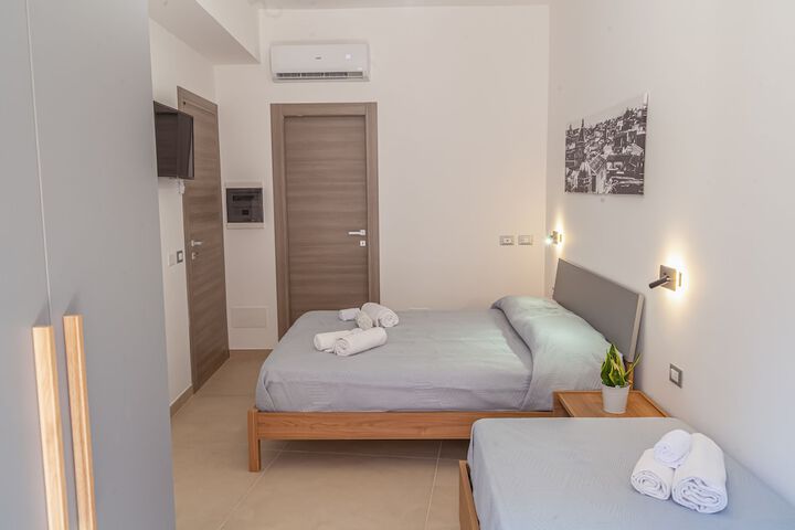Room 7 of 46