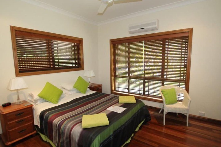 Room 8 of 26