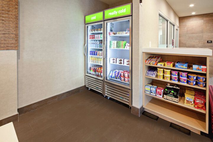 Snack bar