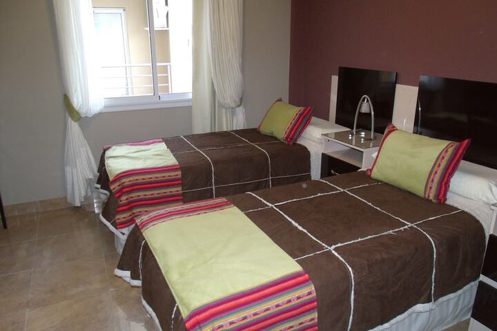Room 6 of 50