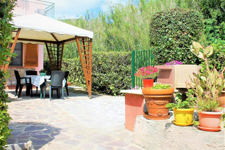 Terrace/Patio 10 of 27