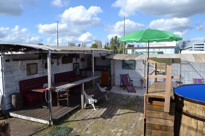 Terrace/Patio 100 of 122