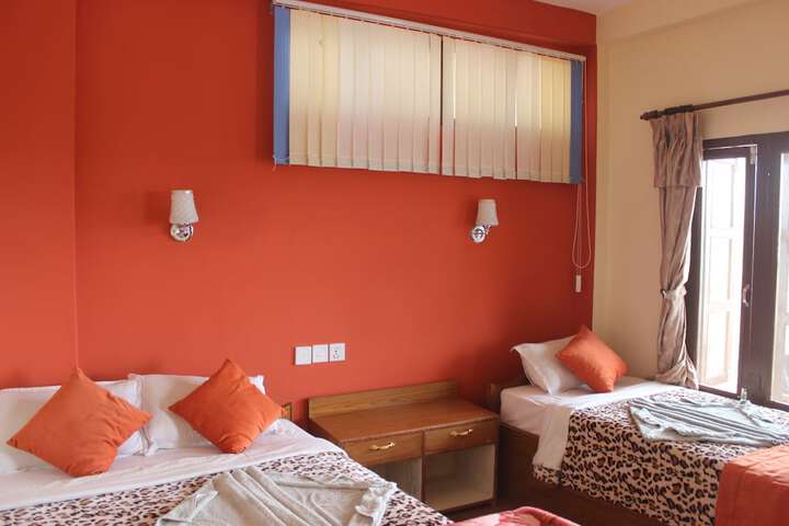 Room 3 of 39