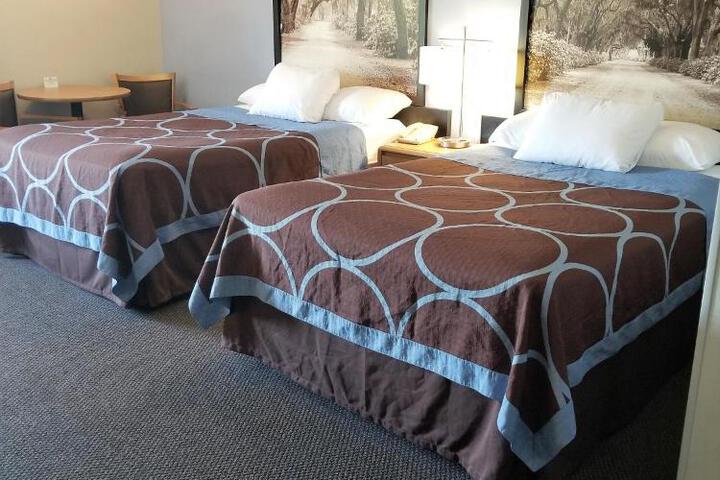 2 Double Beds Second Floor (3 of 5)