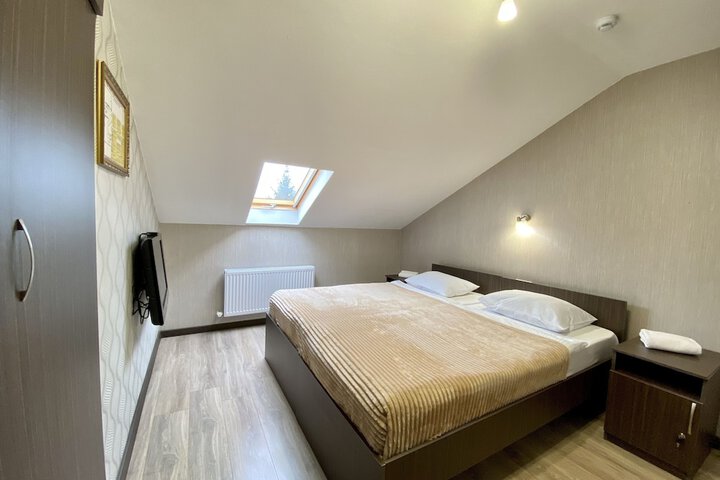 Room 29 of 54