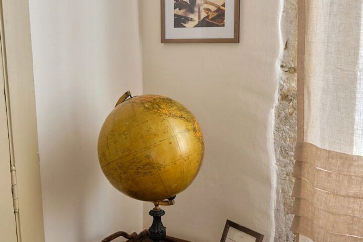 Room 14 of 52