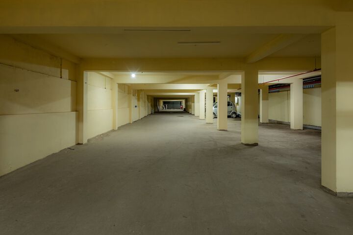 Property Grounds 84 of 87