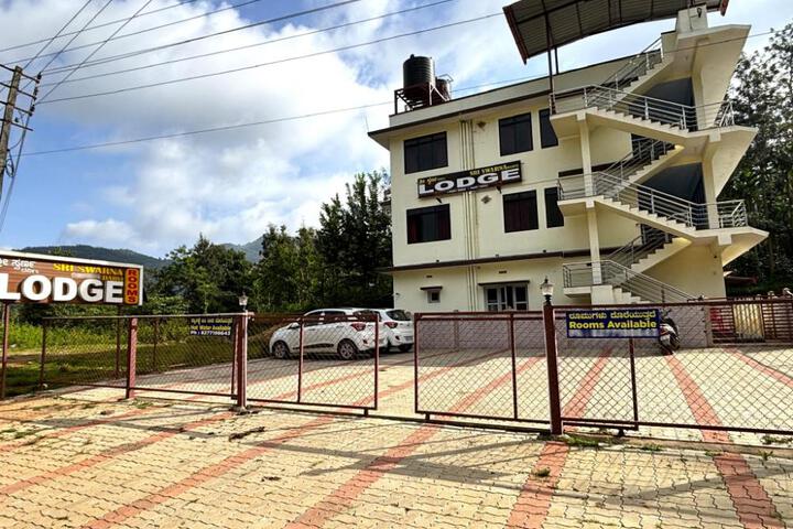 Sri Swarna Darvi Lodge Horanadu