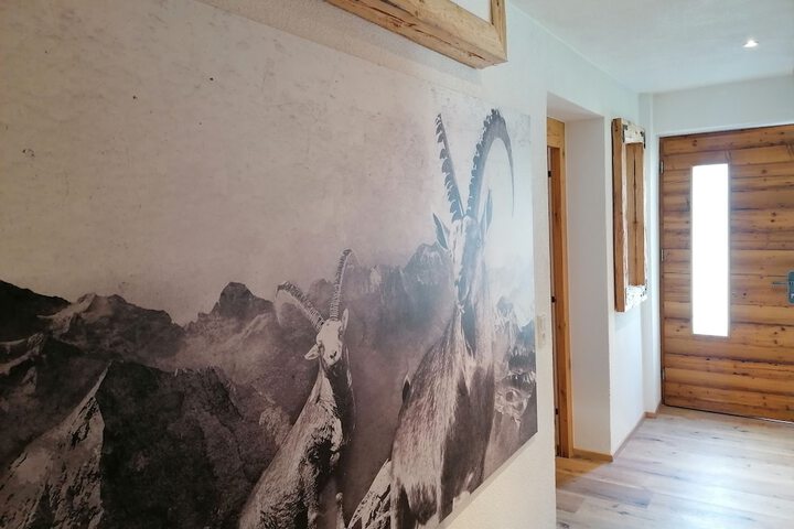 Room 18 of 37