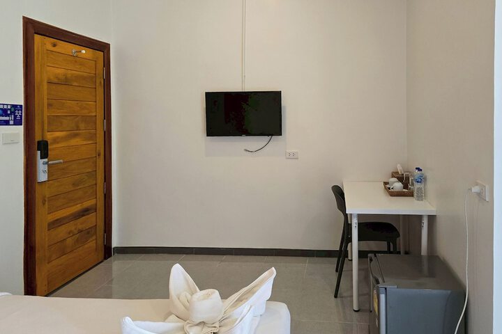 Room 35 of 100