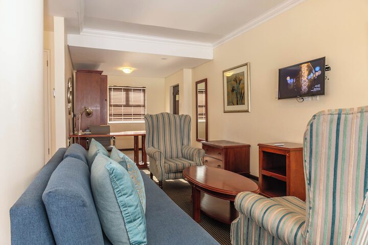 Room 32 of 73