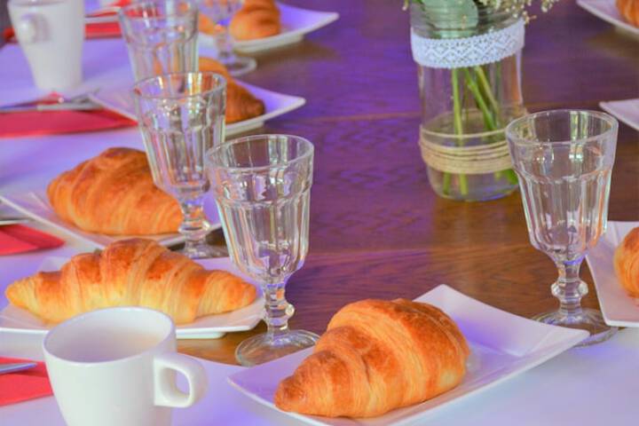 Breakfast/Coffee Service 56 of 71