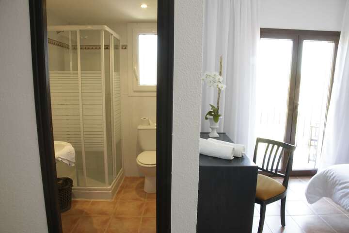 Room 18 of 40