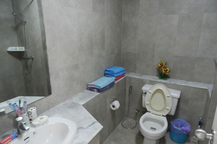 Room 168 of 259