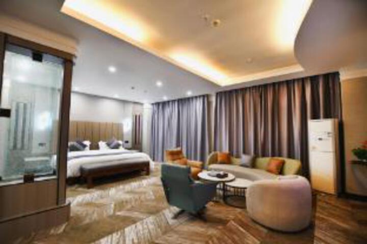Room 20 of 21
