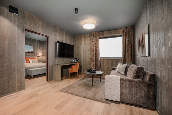 Room 18 of 84