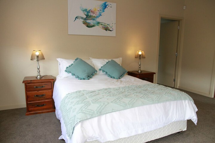 Room 4 of 19