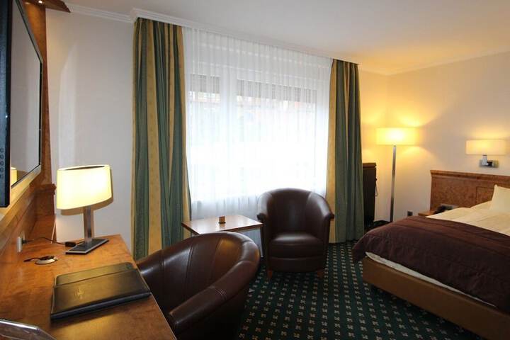Room 16 of 71