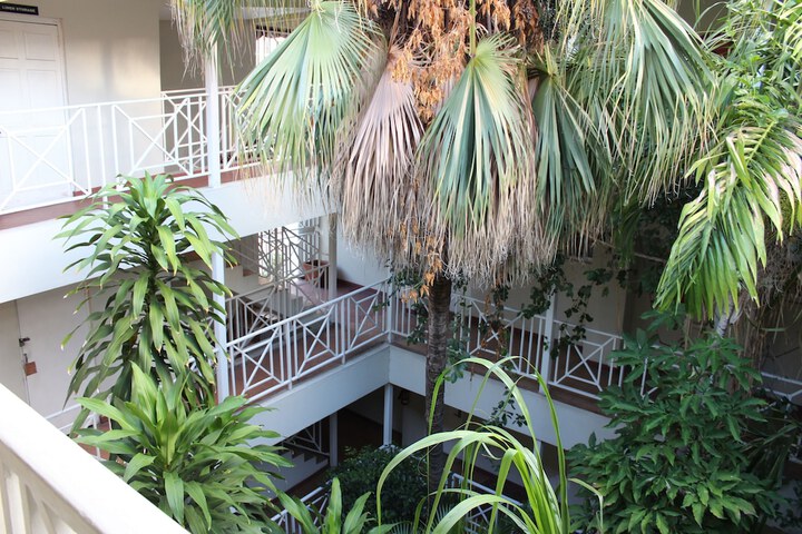Hotel Exterior 83 of 91