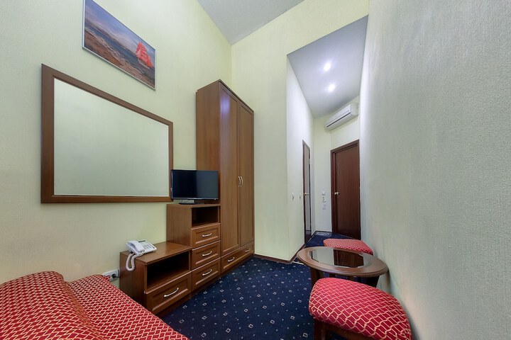 Room 20 of 48