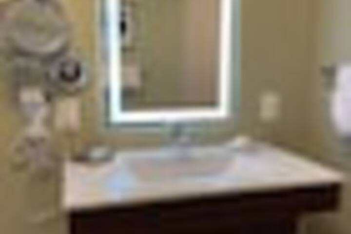 Room 188 of 285