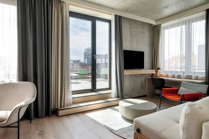Room 39 of 74