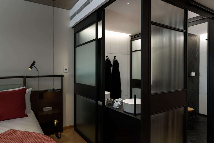 Room 10 of 58