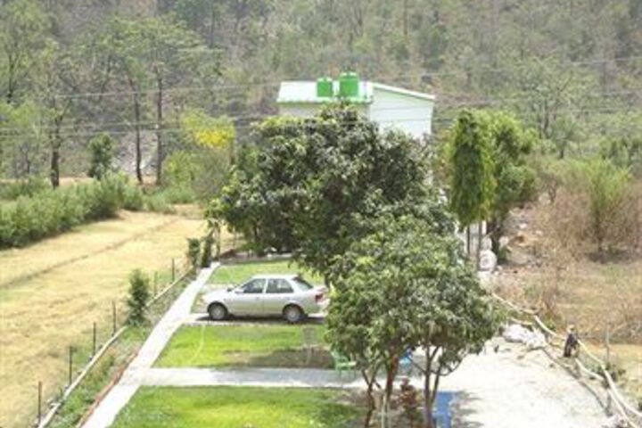 Property Grounds 18 of 20