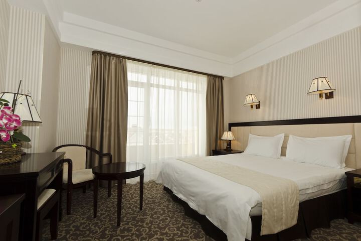 Room 5 of 39