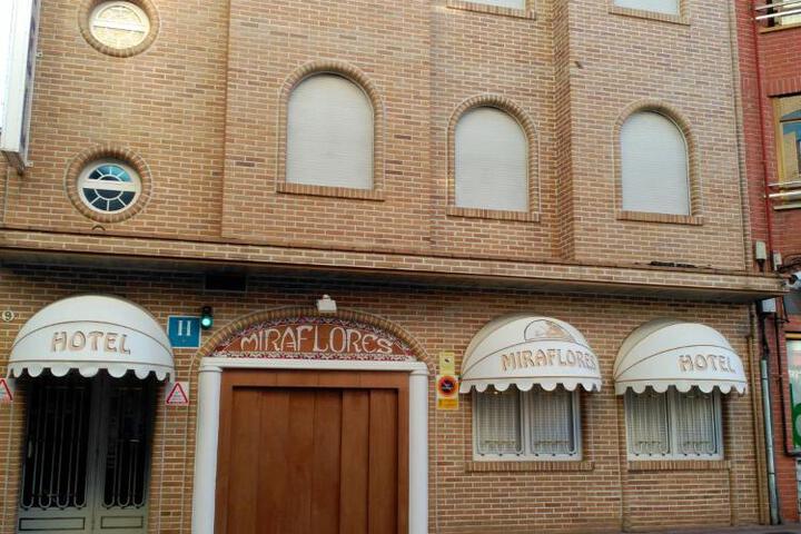 Photo of Hotel Miraflores