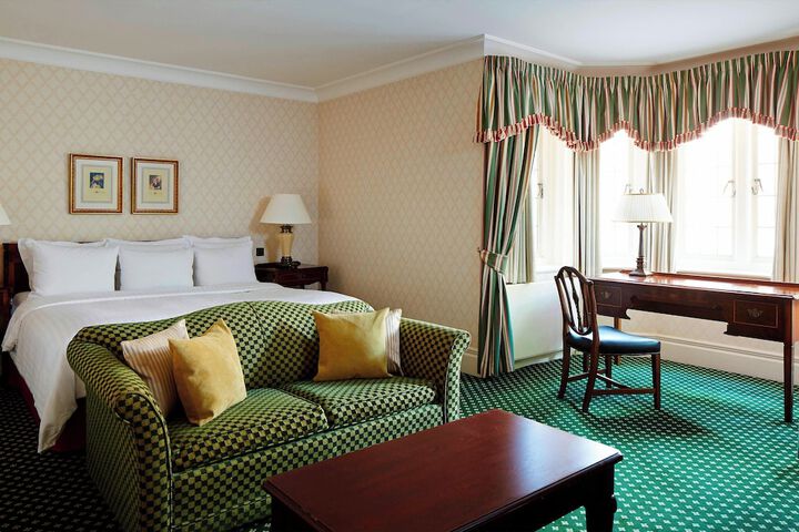 Room 10 of 63