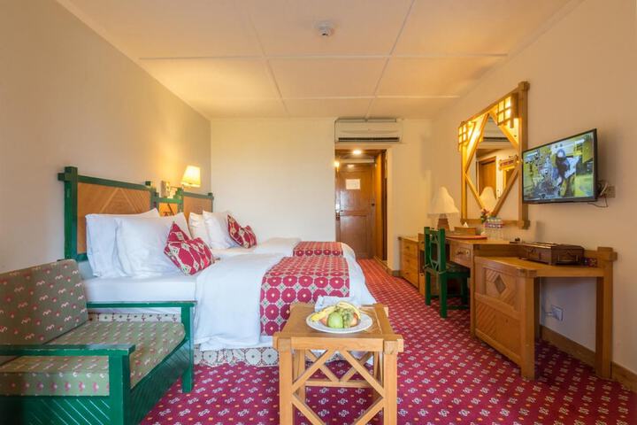 Room 7 of 49