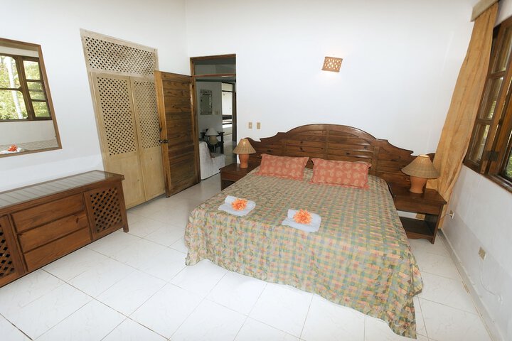 Room 4 of 22