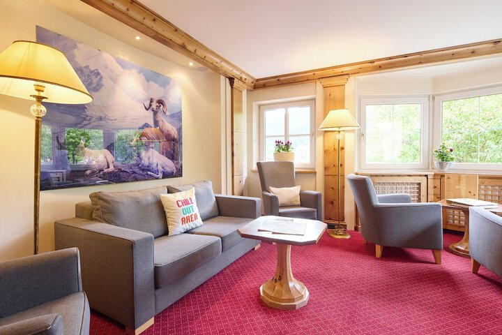 Hotel Interior 9 of 188