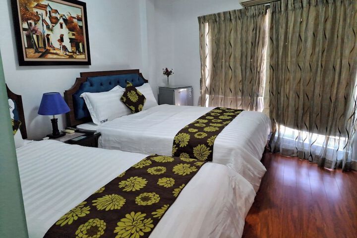 Room 5 of 21