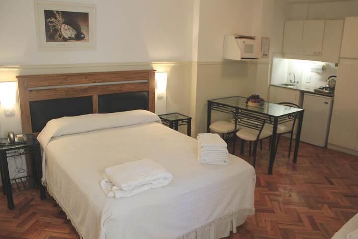 Room 3 of 11