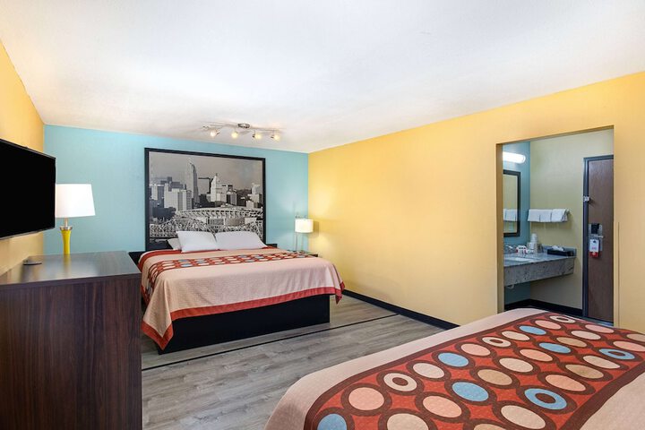 1 King Bed Mobility Accessible (13 of 19)