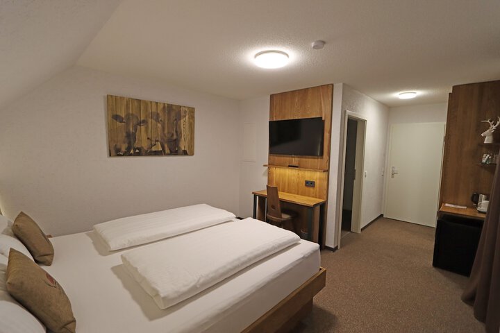 Room 20 of 121