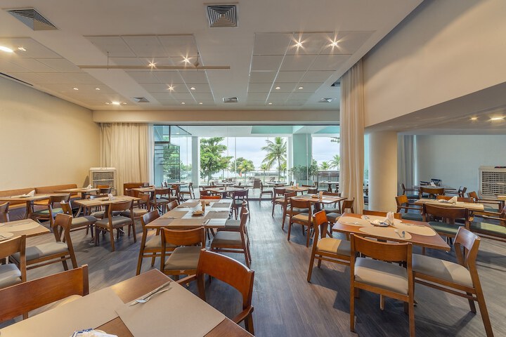 Dining 81 of 104