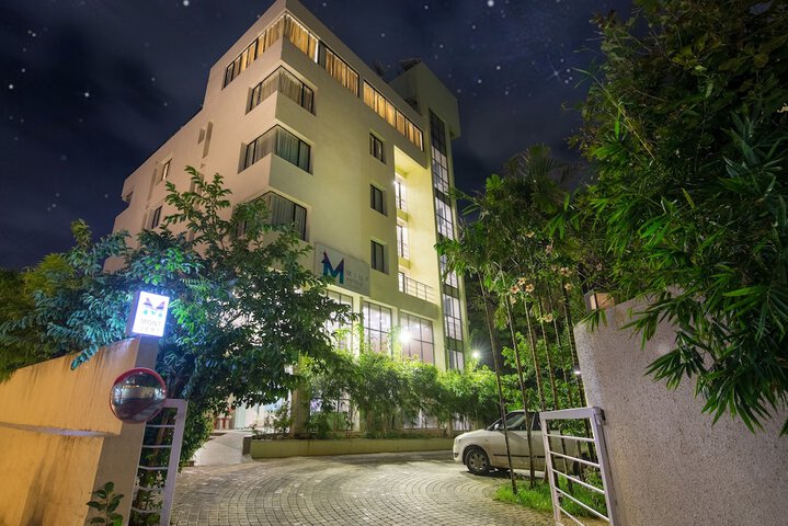 Hotel 3 of 99