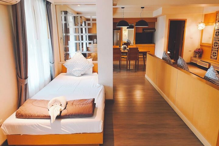 Room 52 of 91