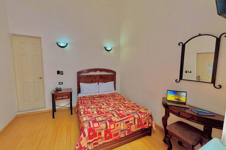 Room 21 of 47