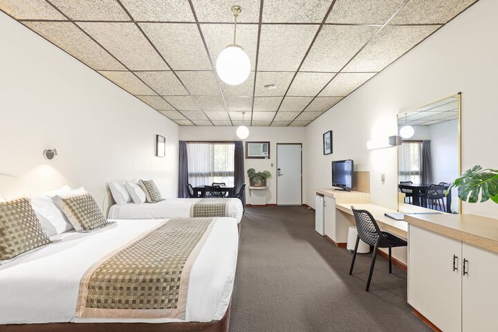 Room 8 of 63